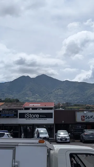 Centro Comercial Los Anonos
