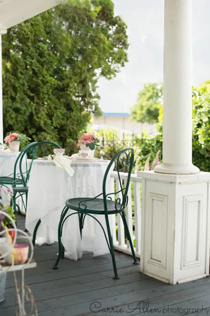 Brambleberry Cottage & Tea Shoppe