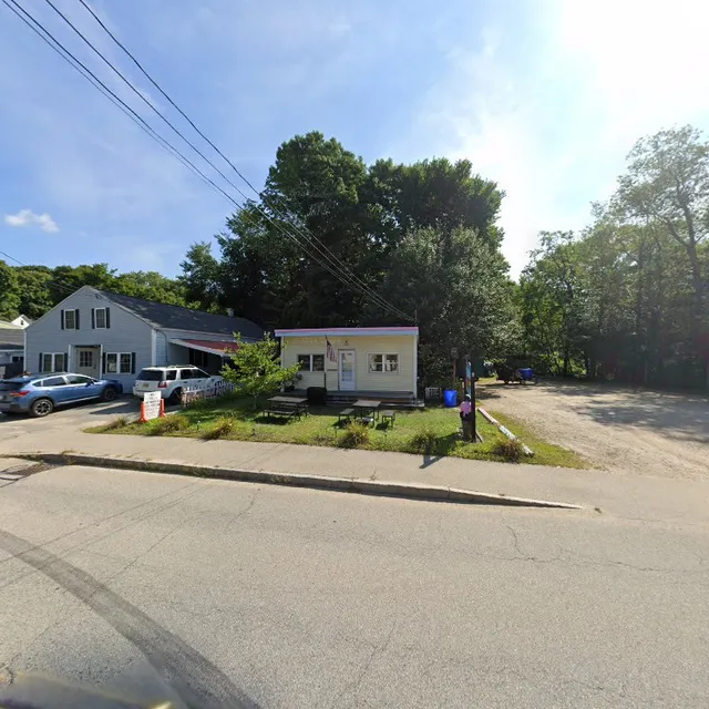 Sundae's by the River