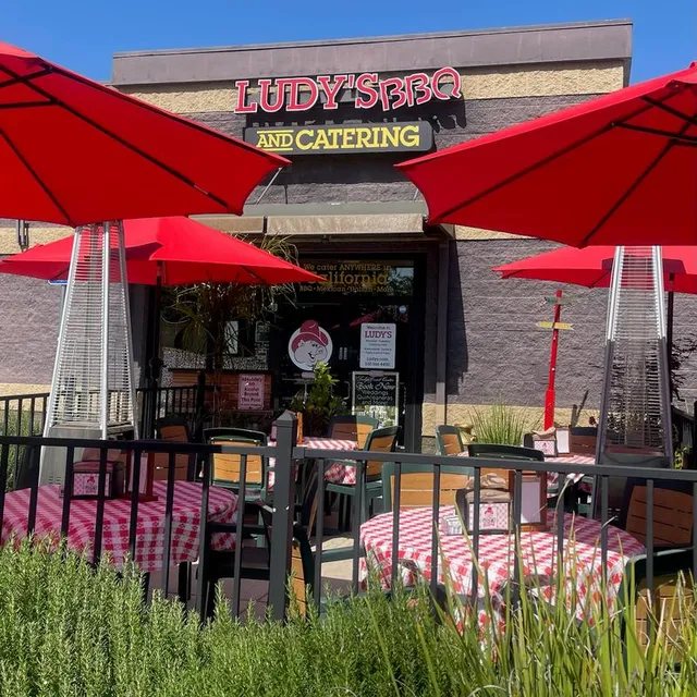 Ludy's BBQ and Catering