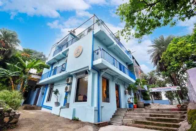 Hotel House of BB, Mount Abu ( 1km From Nakki Lake)