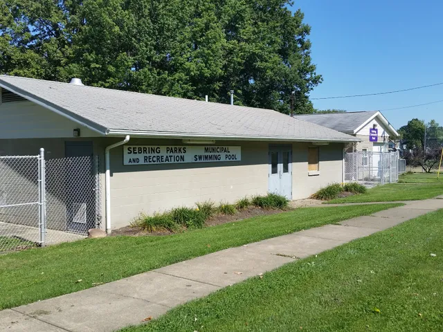 Sebring Municipal Pool