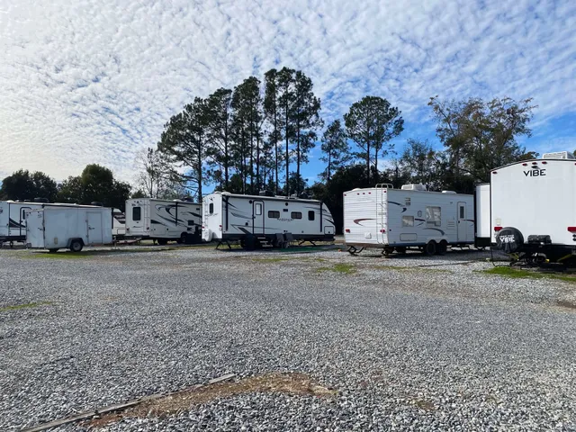 Eastern Pines RV Park - Lasso GA LLC