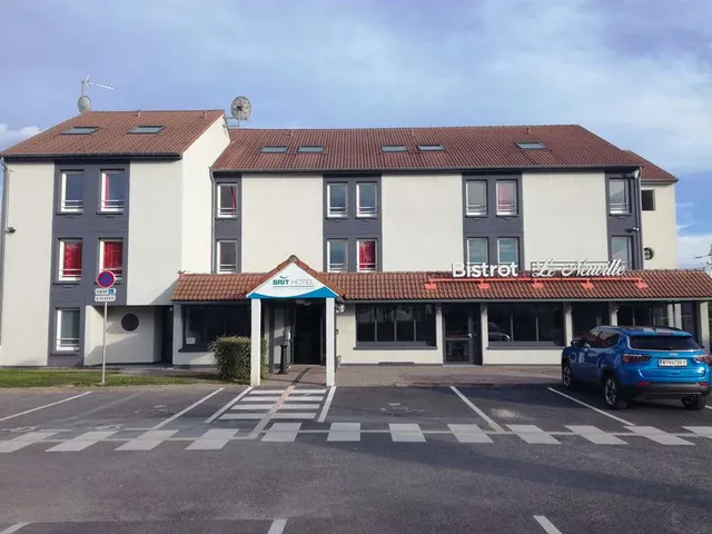 Brit Hotel Reims Nord - Bistrot Le Neuville