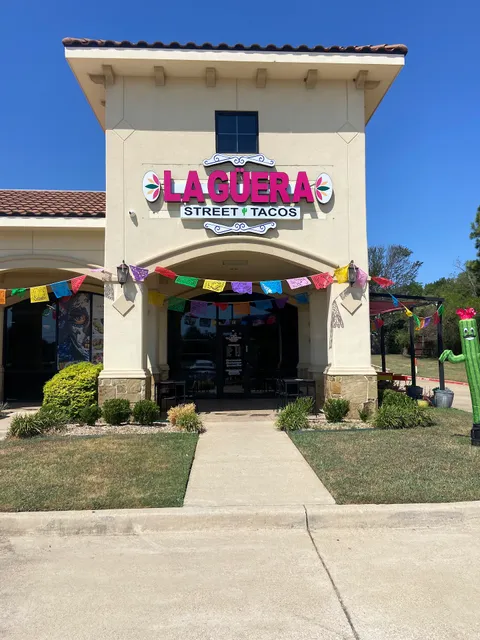 La Guera Street Tacos
