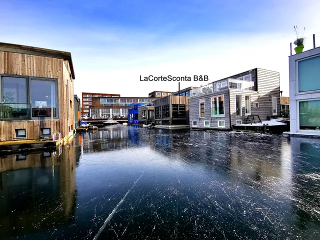La Corte Sconta B&B - Floating Villa Amsterdam