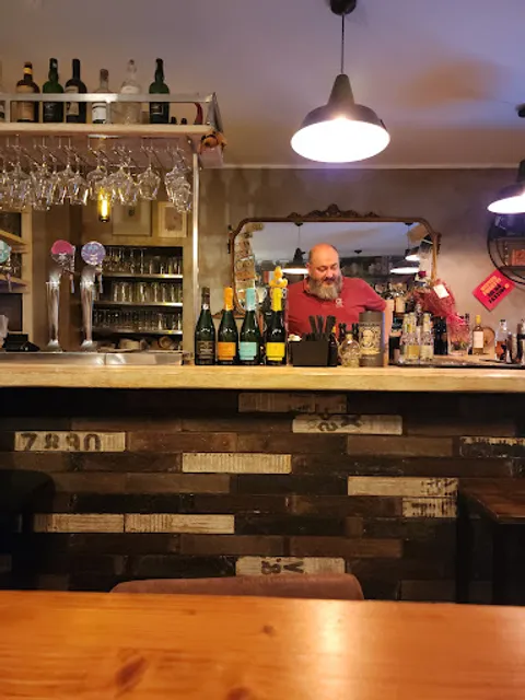 Caos Calmo • Food • Beer • Wine • Drink