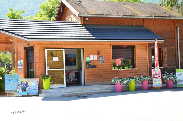 Camping Les Rives du Lac