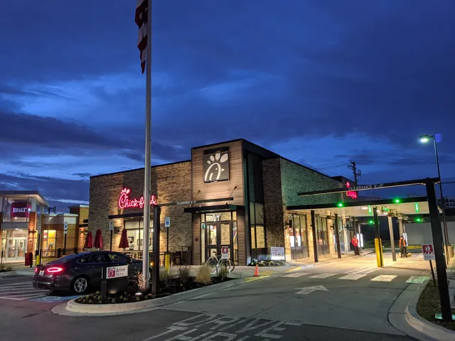 The Shops at Canton Crossing