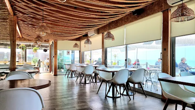 Aqua - Restaurant & Bar