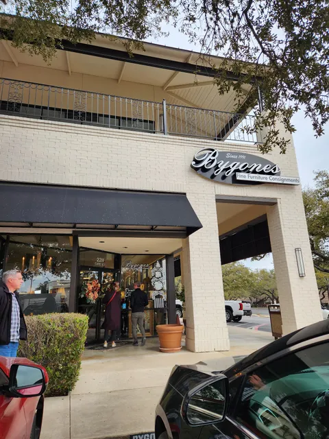 Bygones of Castle Hills