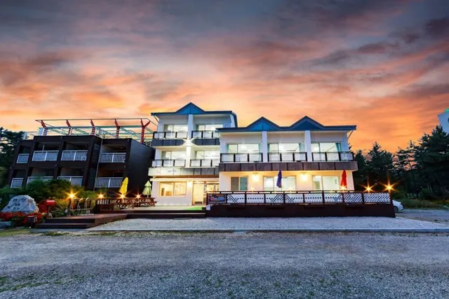 Yangyang Beach Pension