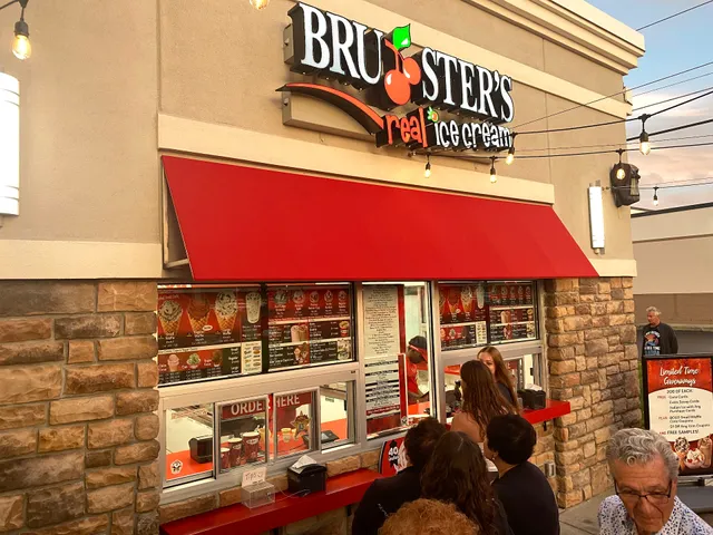 Bruster's Real Ice Cream