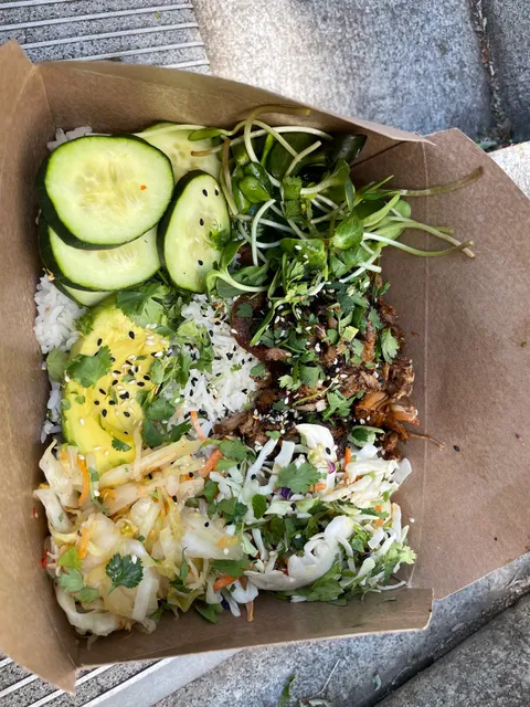 Four And Twenty Blackbirds