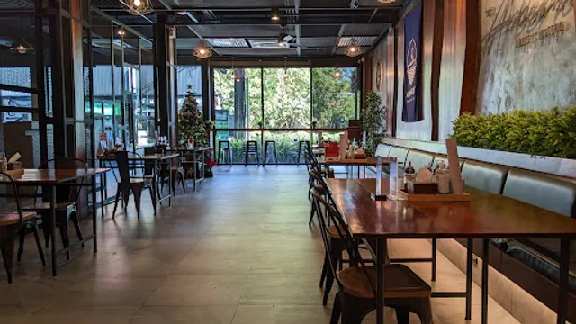 AOGAMI Ramen Cafe アオガミ