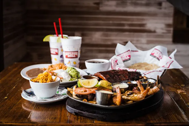 Superior Grill Highland