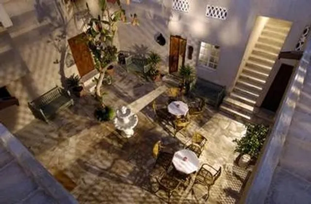 Oriental guest house