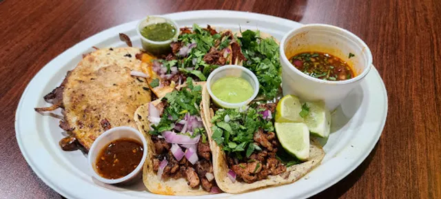 Tacos Pillulles los famosos taco Truck