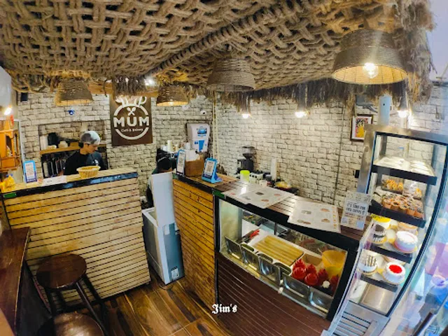 MUM CAFE & BAKERY