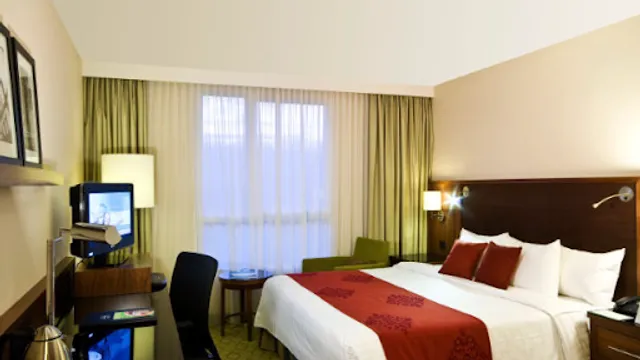 Courtyard by Marriott Paris Saint Denis