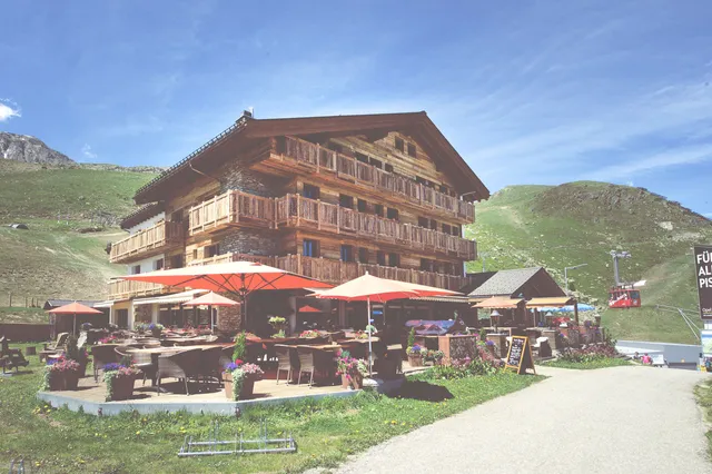 Mountain Boutique Hotel Alpina Fiescheralp