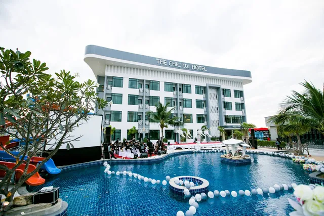 โรงแรม เดอะชิค101 (THE CHIC 101 HOTEL)