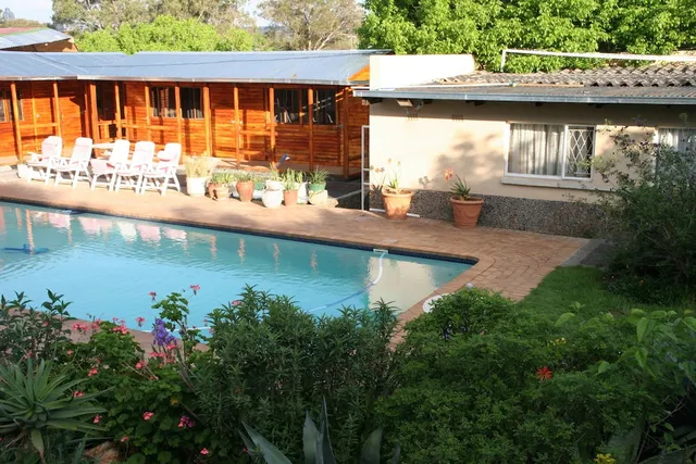 Accoustix Lodge and Backpacker