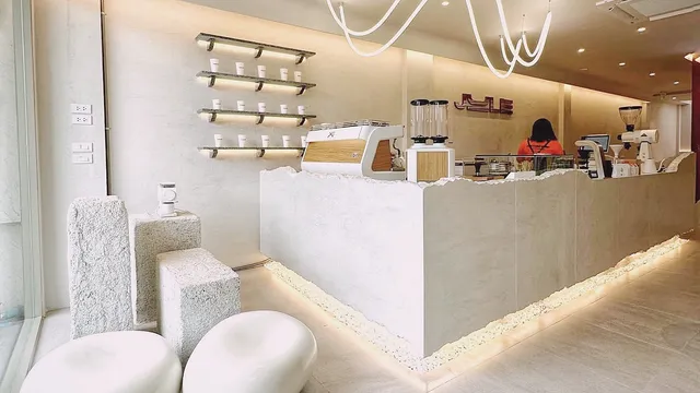 JULE Coffee & Co กาแฟและขนมอร่อยมากกก