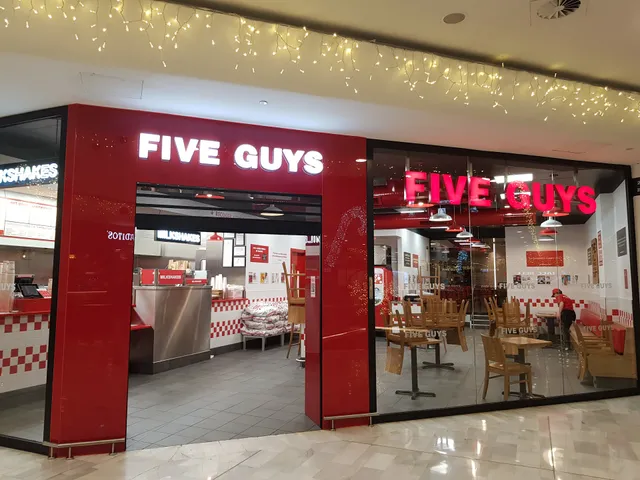 Five Guys Burgers and Fries La Vaguada