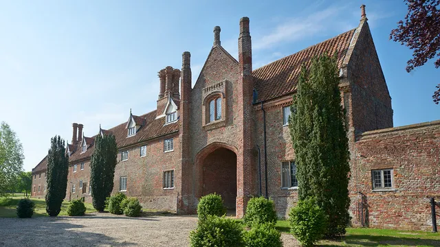 Hales Hall & The Great Barn
