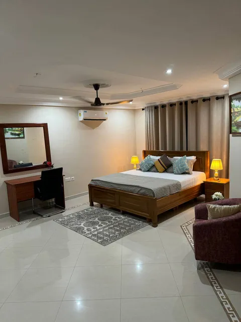 Chester Hill Residence