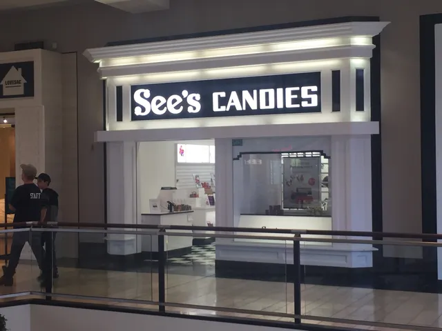 See's Candies Seasonal Pop Up Shop