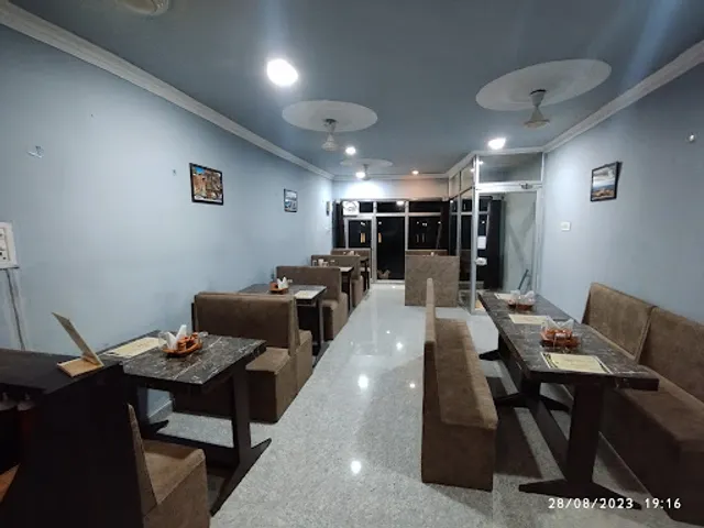 Gagan Restaurant & Cake Shop