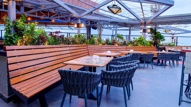 BOHO Rooftop Restaurant & Bar