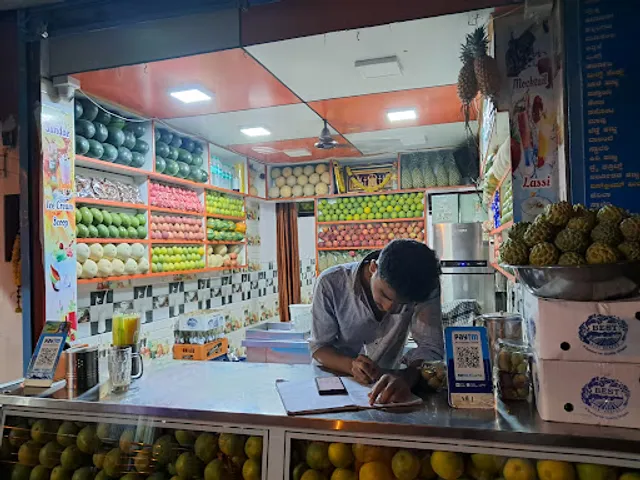 Sri Ganesh Fruits Juice Centre