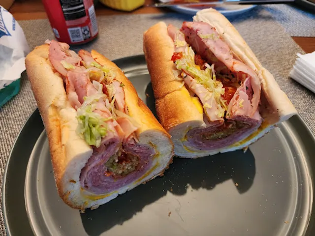 Marinucci's Deli - Woodhaven