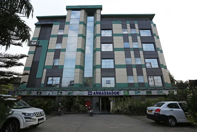 OYO Ambassador Hotel