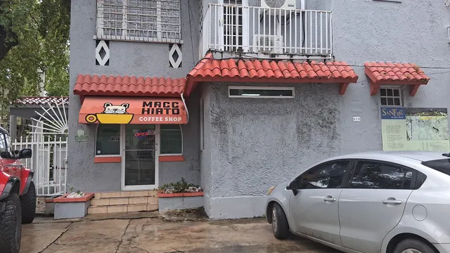 Macchiato Coffee-Deli