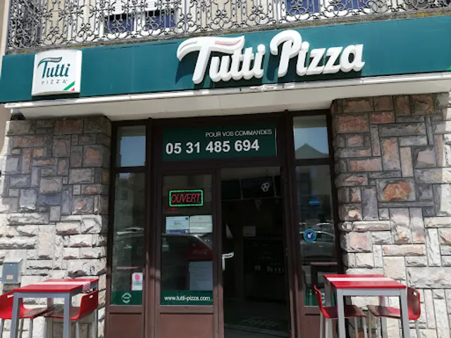 Tutti Pizza Revel