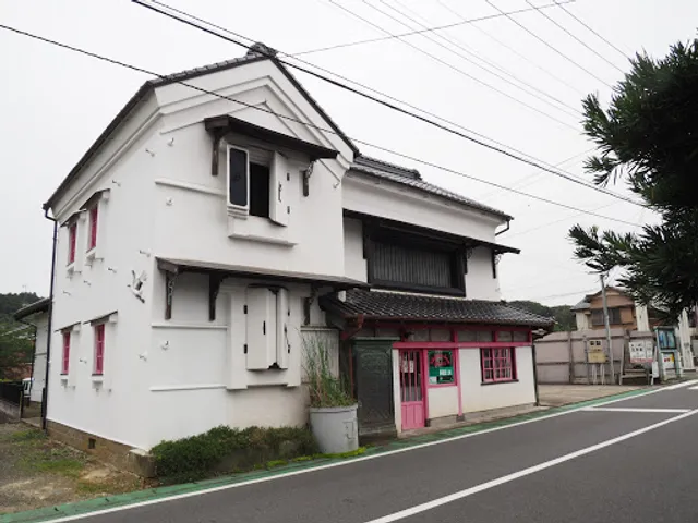 つるまいホープラザ