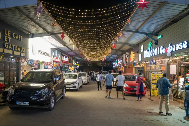 Happy Food Street Ambattur