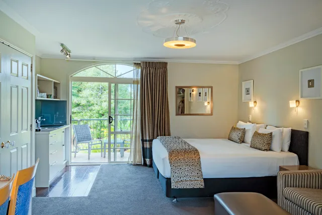 Silver Fern Rotorua Suites & Spa