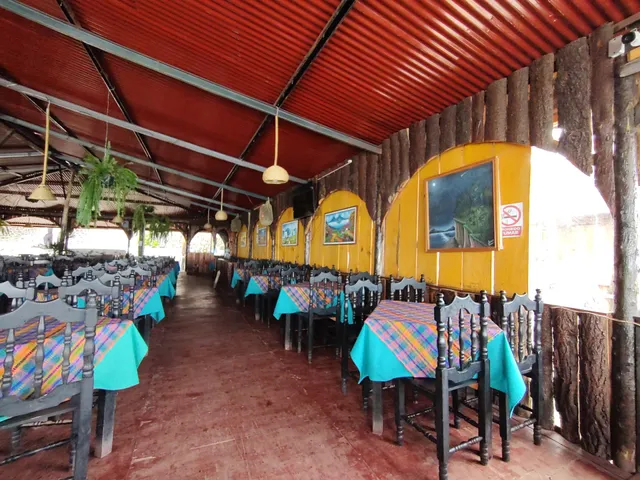 Restaurante El Cayuco