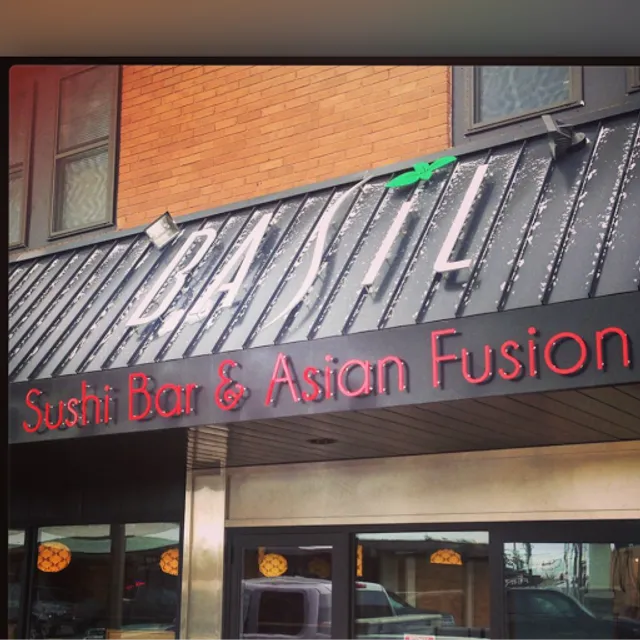 Basil | Sushi Bar and Asian Bistro