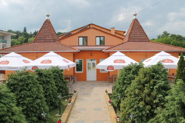 Hungária Panzió és Étterem