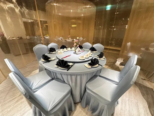 Zhangchun Jing Hua Seafood Restaurant