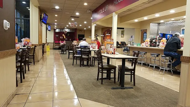 Huddle House