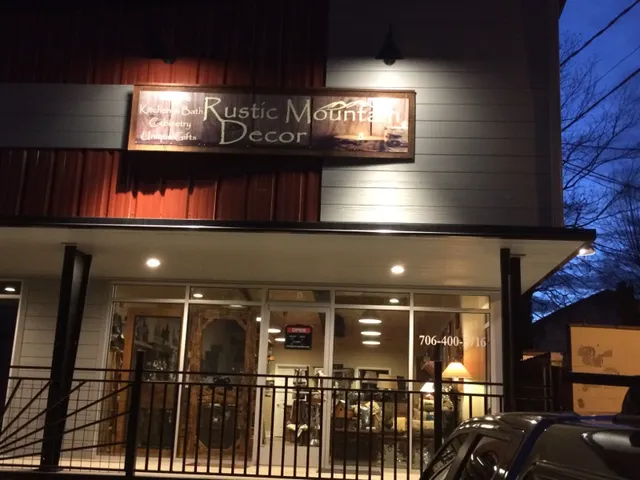 Rustic Mountain Decor