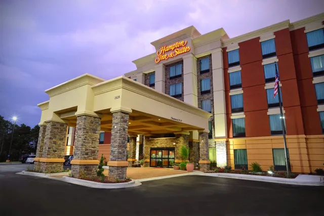 Hampton Inn & Suites Albany At Albany Mall