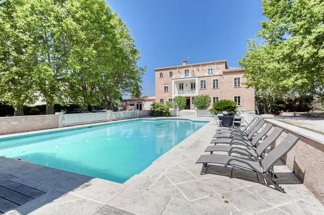 Hôtel de Provence Domaine De La Nerthe